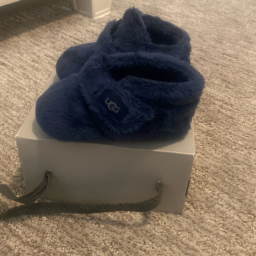 Blue Ugg booties